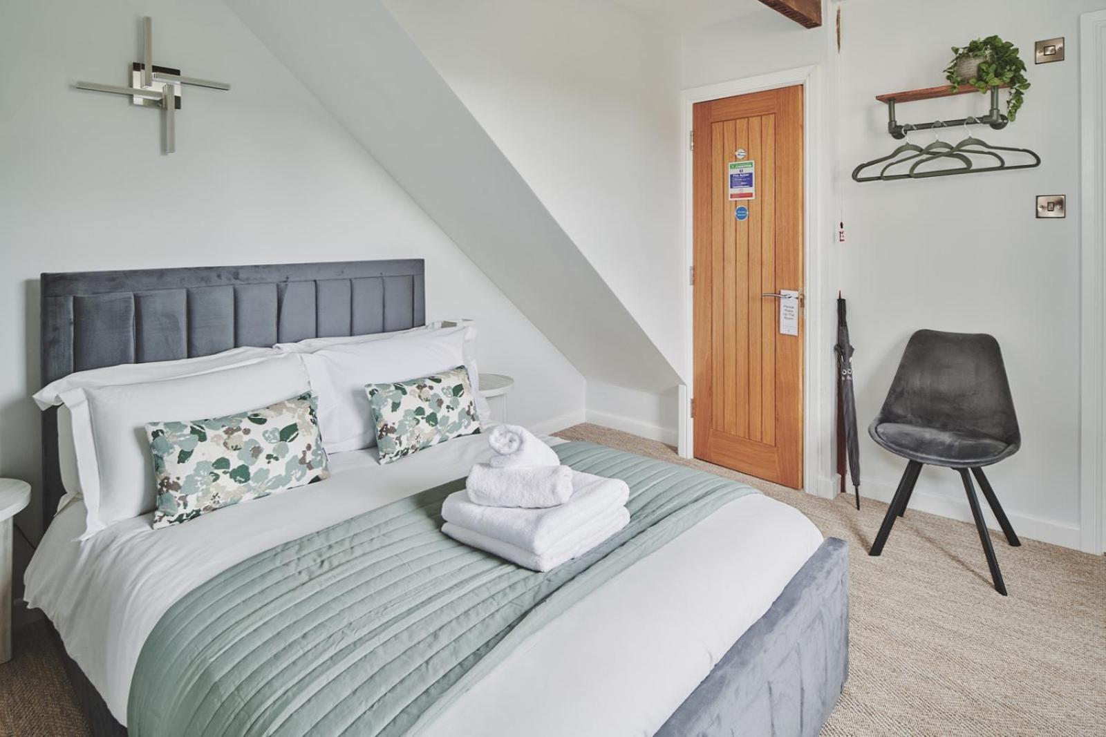 The Lansdowne Guest House Bourton-on-the-Water Dış mekan fotoğraf A bedroom at the hotel