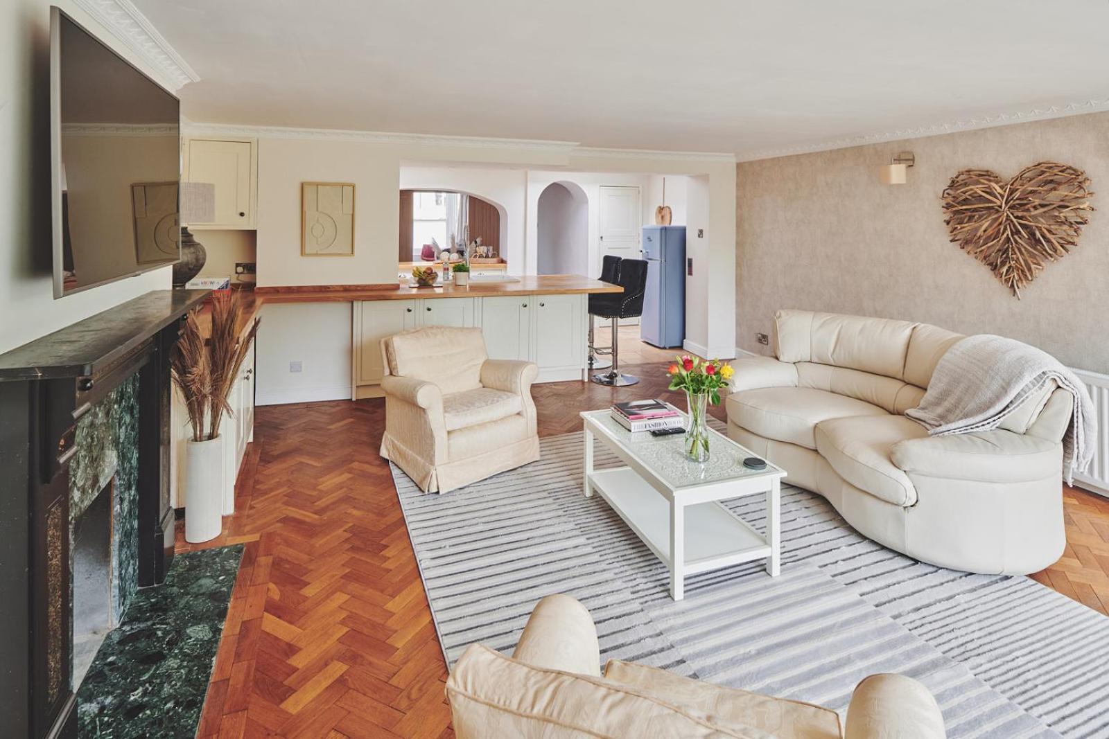 The Lansdowne Guest House Bourton-on-the-Water Dış mekan fotoğraf A living room
