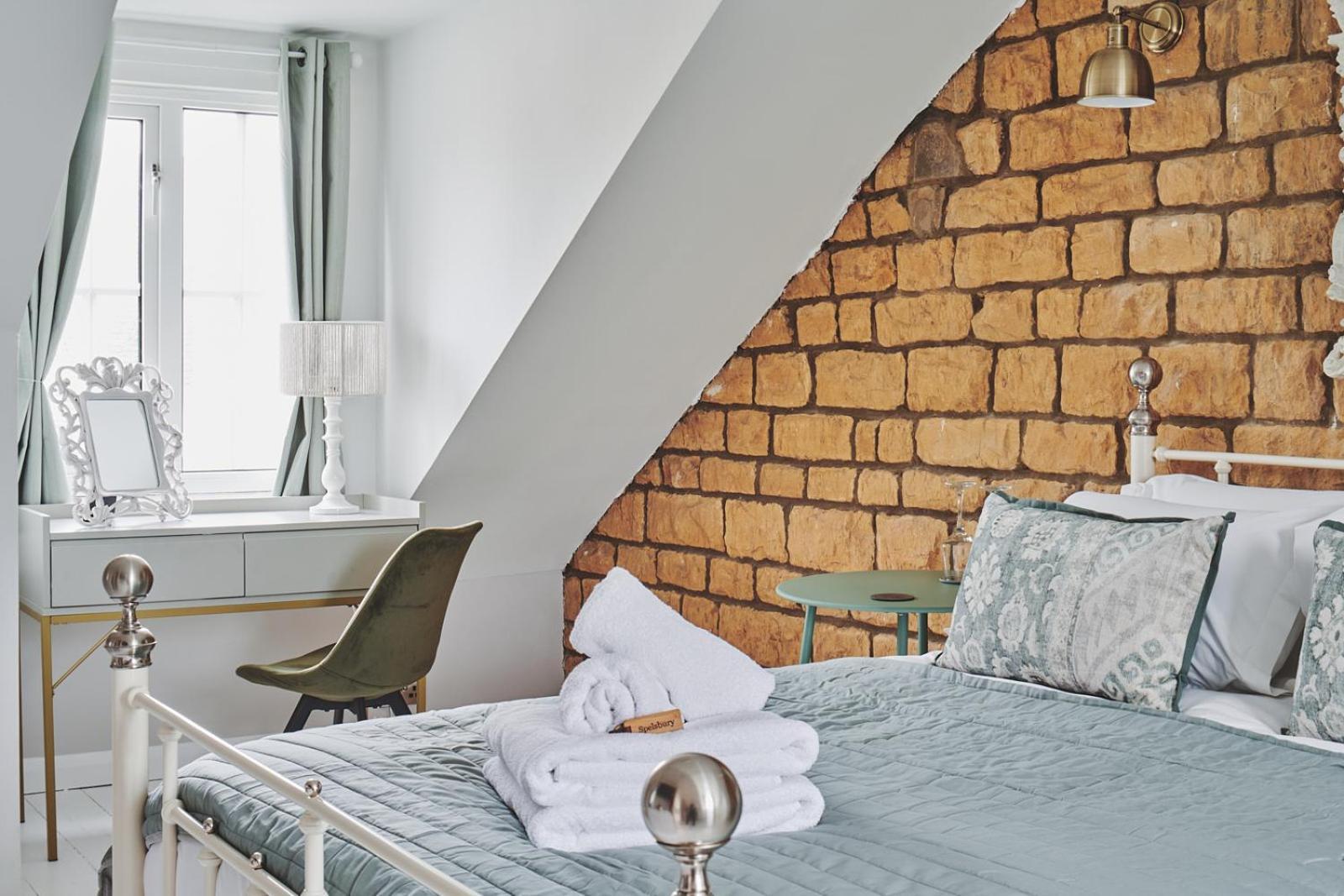The Lansdowne Guest House Bourton-on-the-Water Dış mekan fotoğraf A room at the hotel